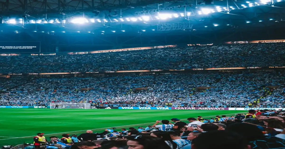 2. Tři hostitelské země — poprvé v historii MS